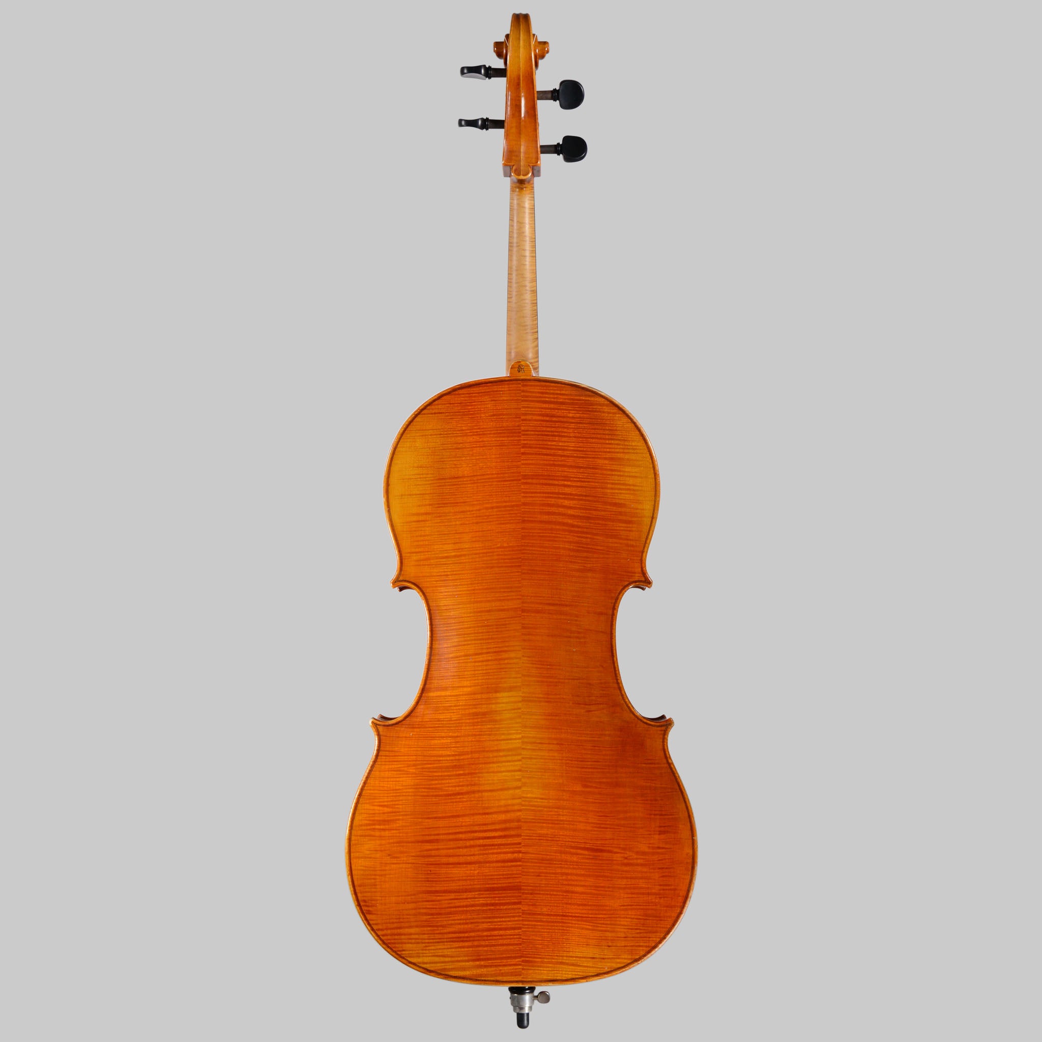 Ernst Heinrich Roth, Bubenreuth 1977, Copy of Stradivari 1716 Cello