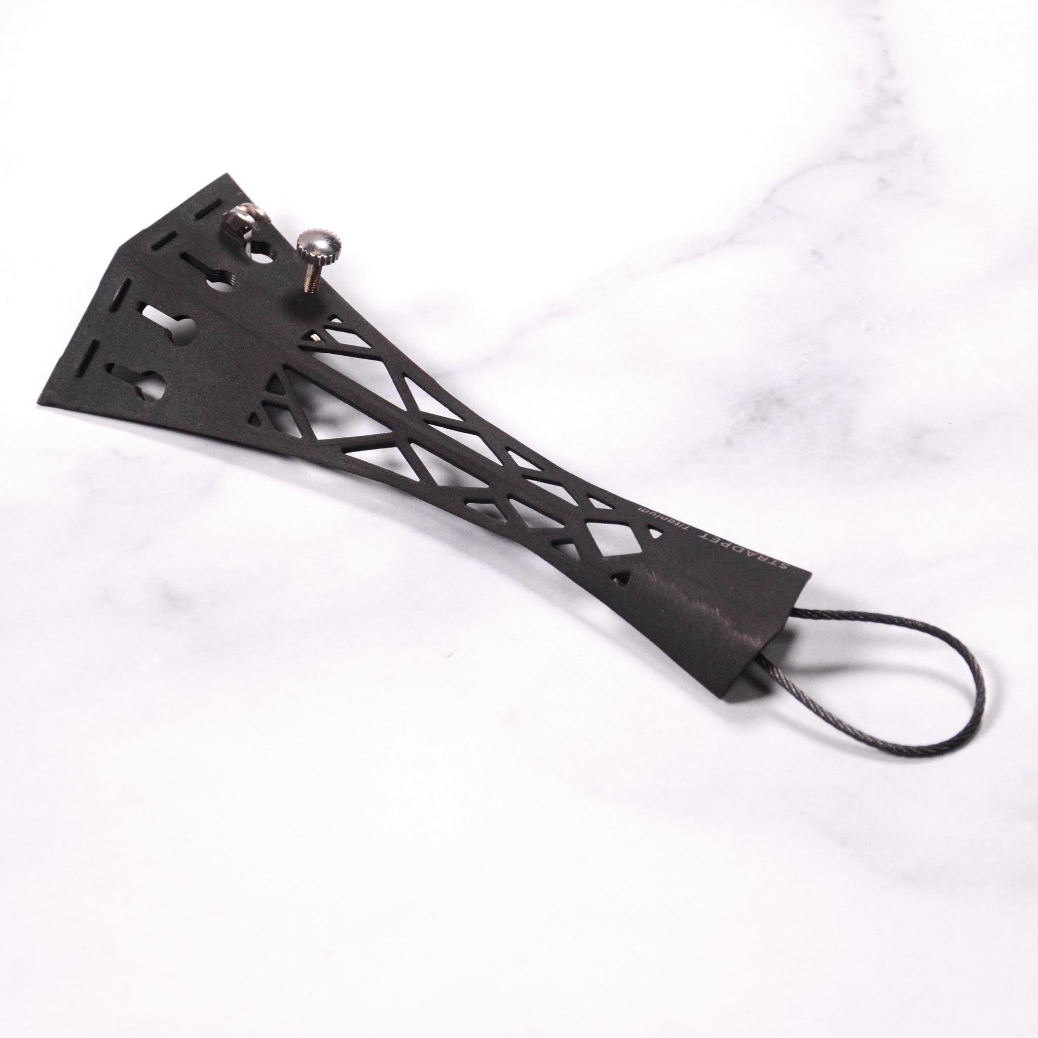 Stradpet Titanium Violin Tailpiece with Single Fine Tuner